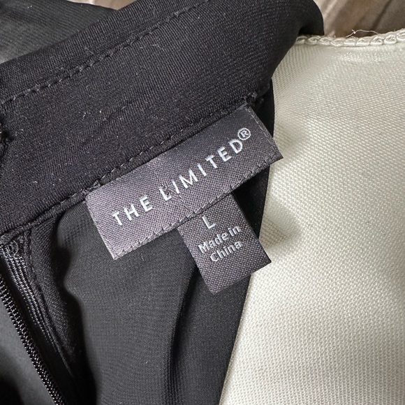 jumpsuit - Picture 7 of 8